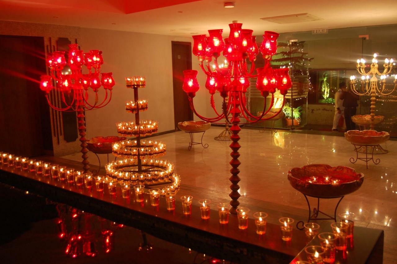 Jalsa Resort Indore Exterior foto