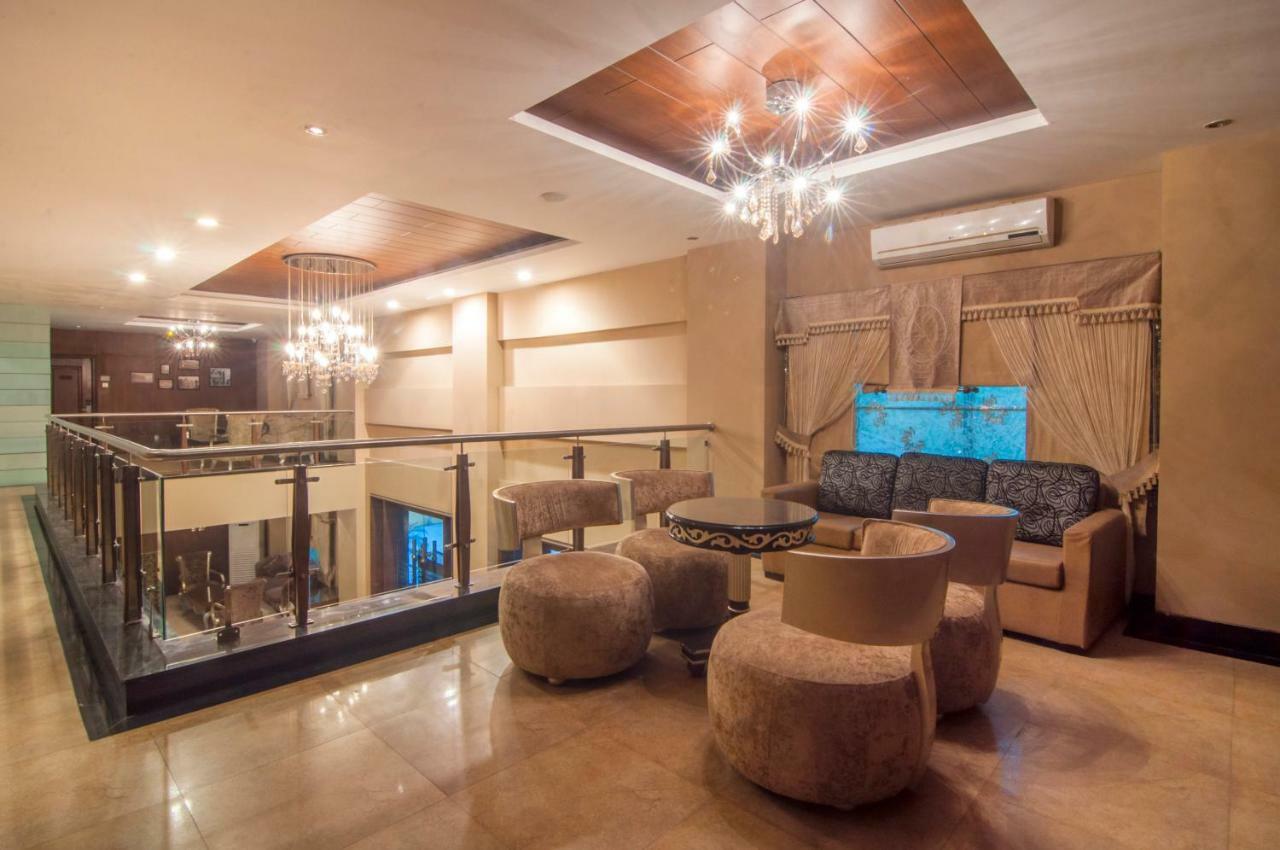 Jalsa Resort Indore Exterior foto