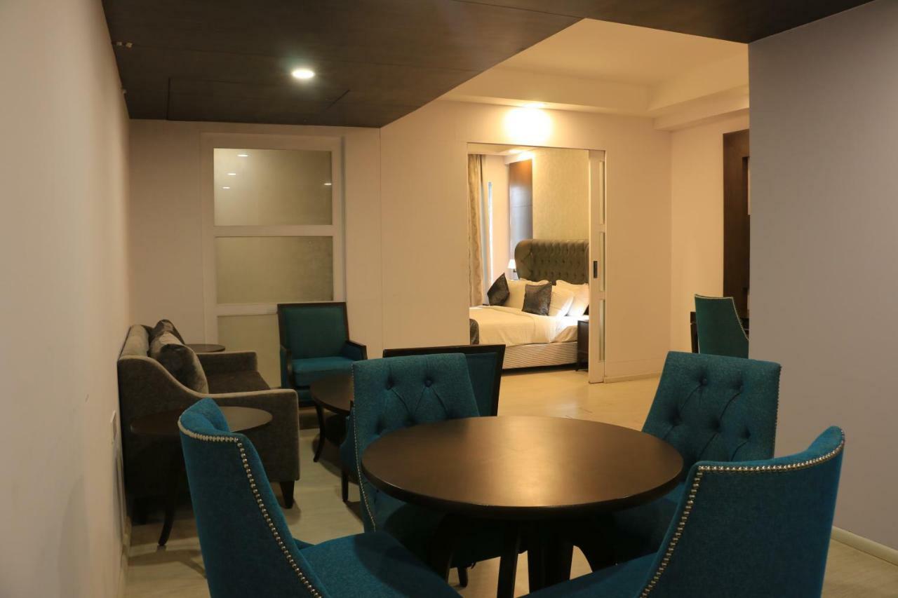 Jalsa Resort Indore Exterior foto