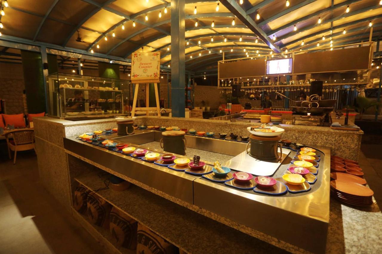 Jalsa Resort Indore Exterior foto